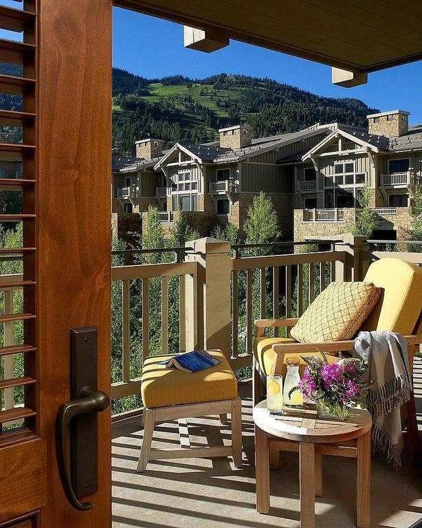 Four Seasons Resort And Residences Jackson Hole Teton Village Exterior photo